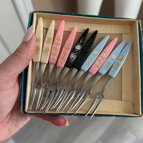 4/$50 Little Fork Stainless Steel Set of ten for fondu fruit serving 💜 - Picture 4 of 8